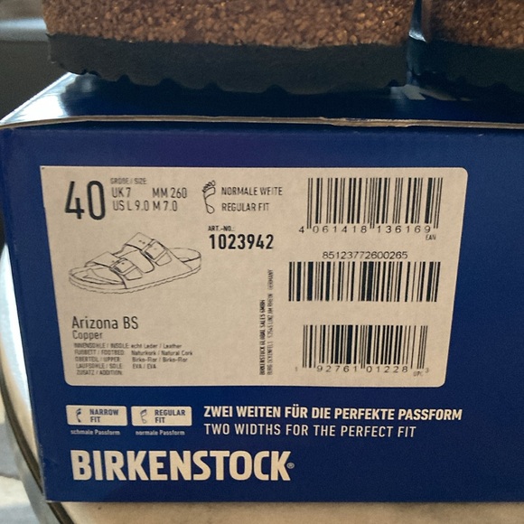 These are super cute Birkenstocks, Arizona style copper color, Size 40. Like new - Picture 6 of 7